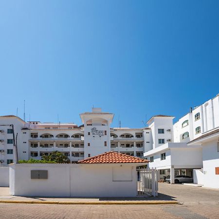 Torreblanca Beach Hotel And Suites Guayabitos - Desayuno Y Comida Incluido ริงกอน เด กัวยาบิโตส ภายนอก รูปภาพ