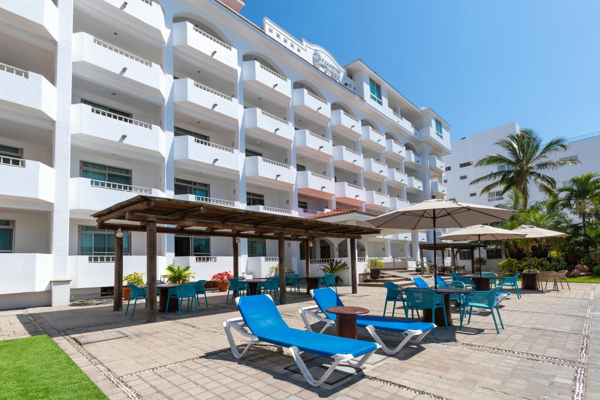 Torreblanca Beach Hotel And Suites Guayabitos - Desayuno Y Comida Incluido ริงกอน เด กัวยาบิโตส ภายนอก รูปภาพ